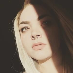 Meet your Posher, Kara